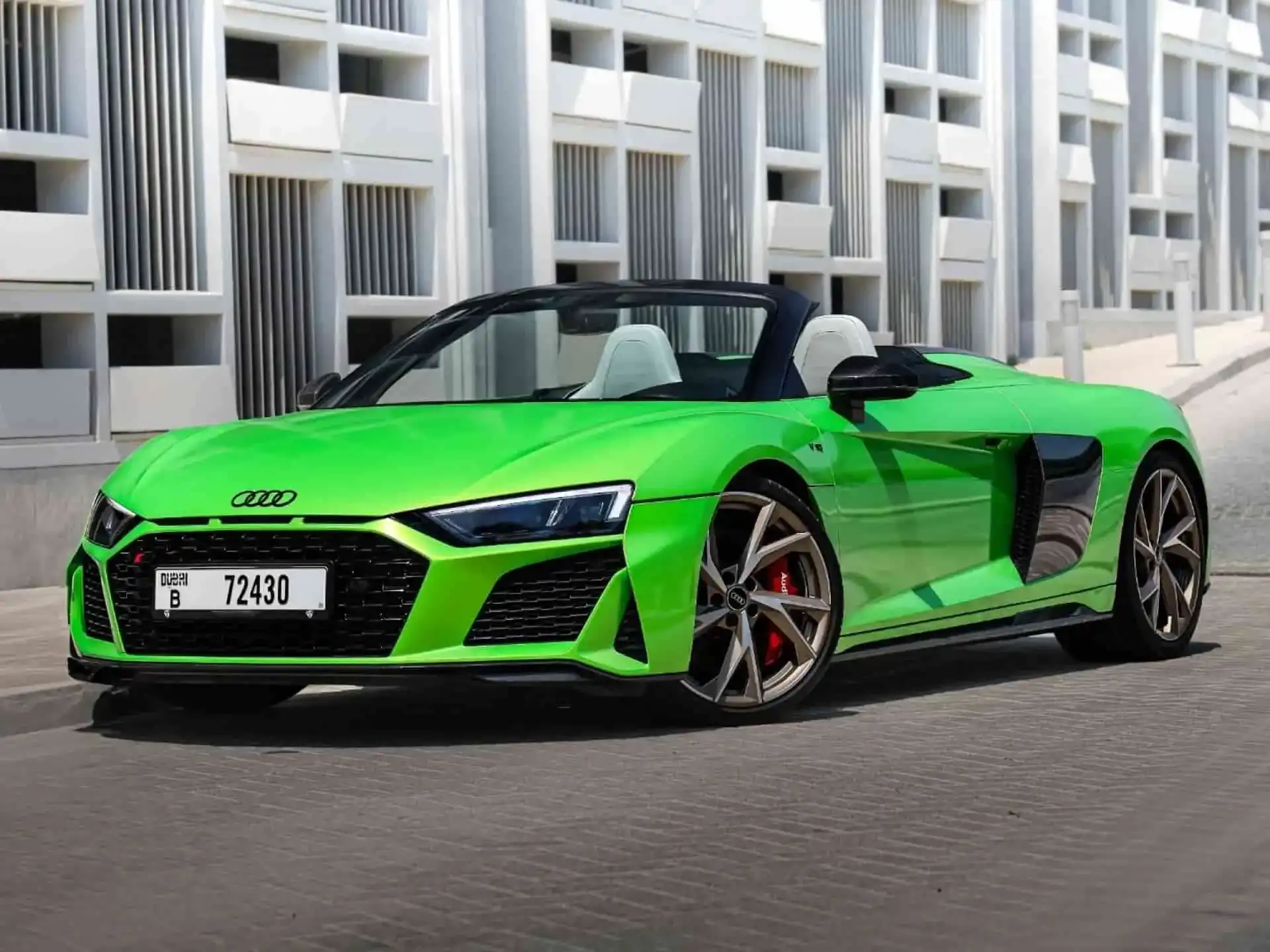 Ferrari F8 | RedRent