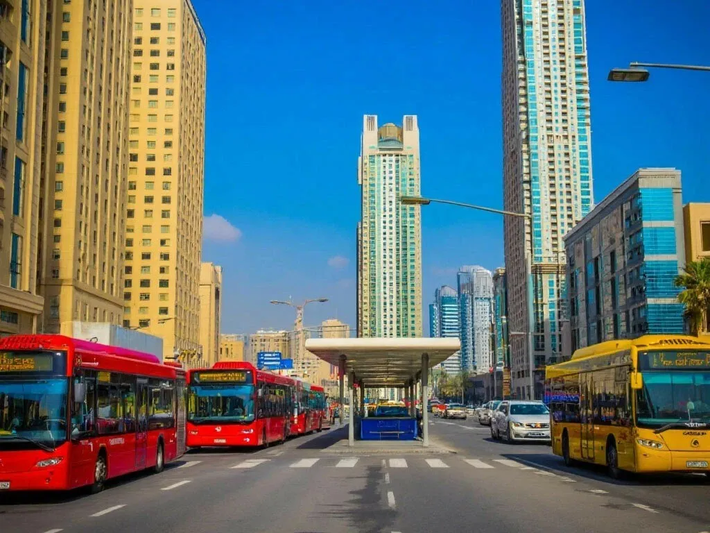 Fines and rules of conduct in Dubai's public transportation